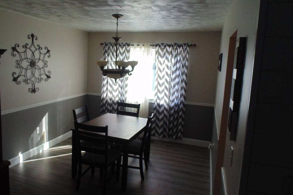 Photo of Kitchen in Treasure Lake