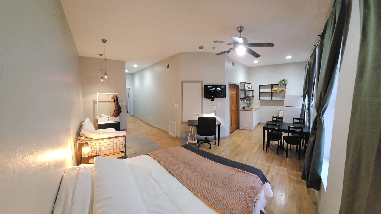 Photo of Others in Aurora