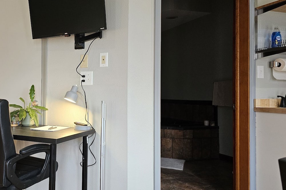 Photo of Others in Aurora