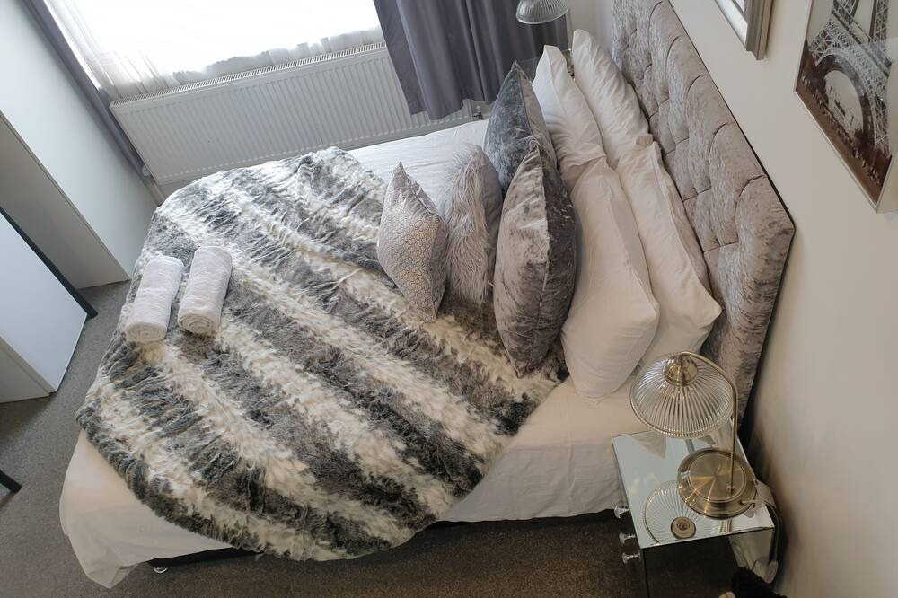 Photo of Bedroom in Ponders End