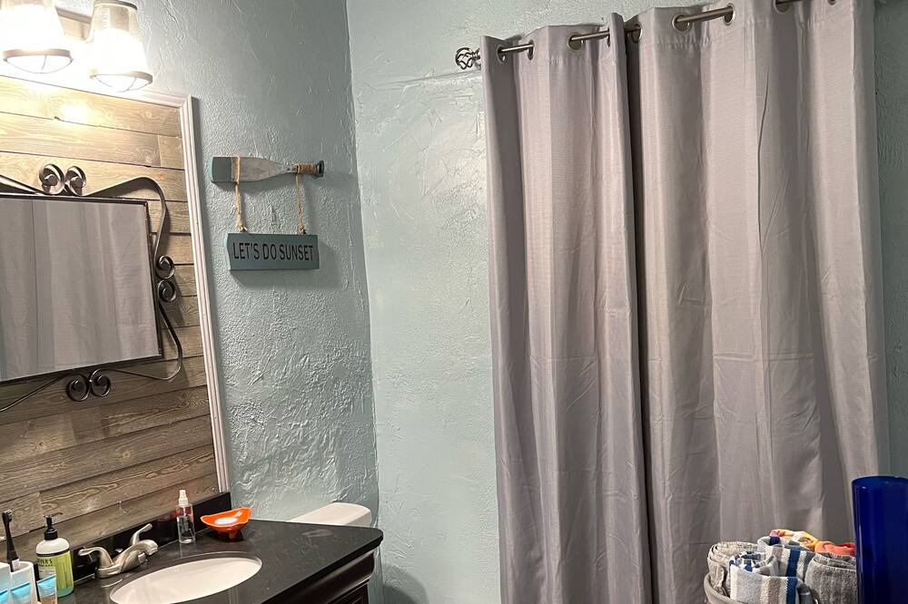 Photo of Bathroom in Surfside Beach