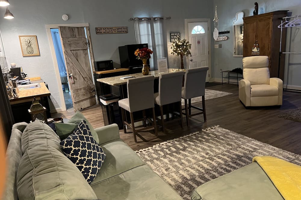 Photo of Livingroom in Surfside Beach