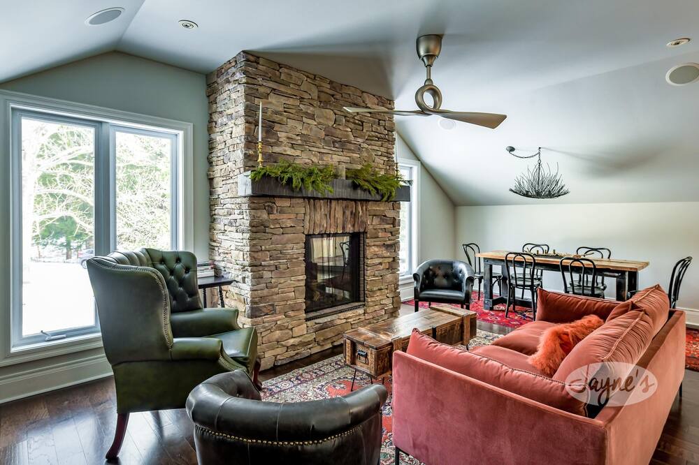 Photo of Livingroom in Collingwood