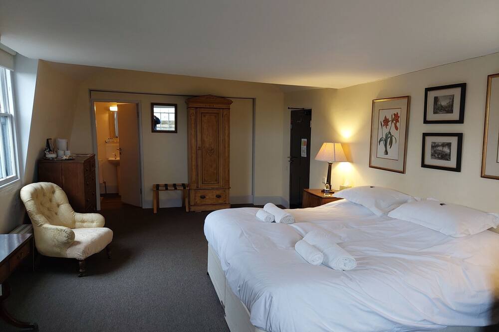 Photo of Bedroom in Moggerhanger