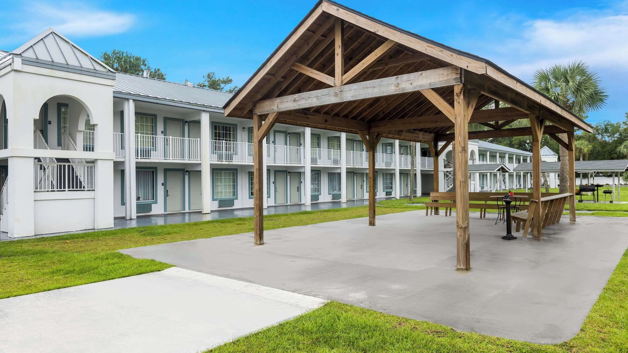 Photo of Others in Dock Junction