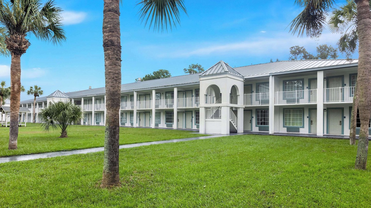 Photo of Outdoor in Dock Junction