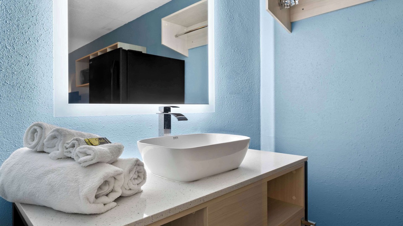 Photo of Others in Dock Junction