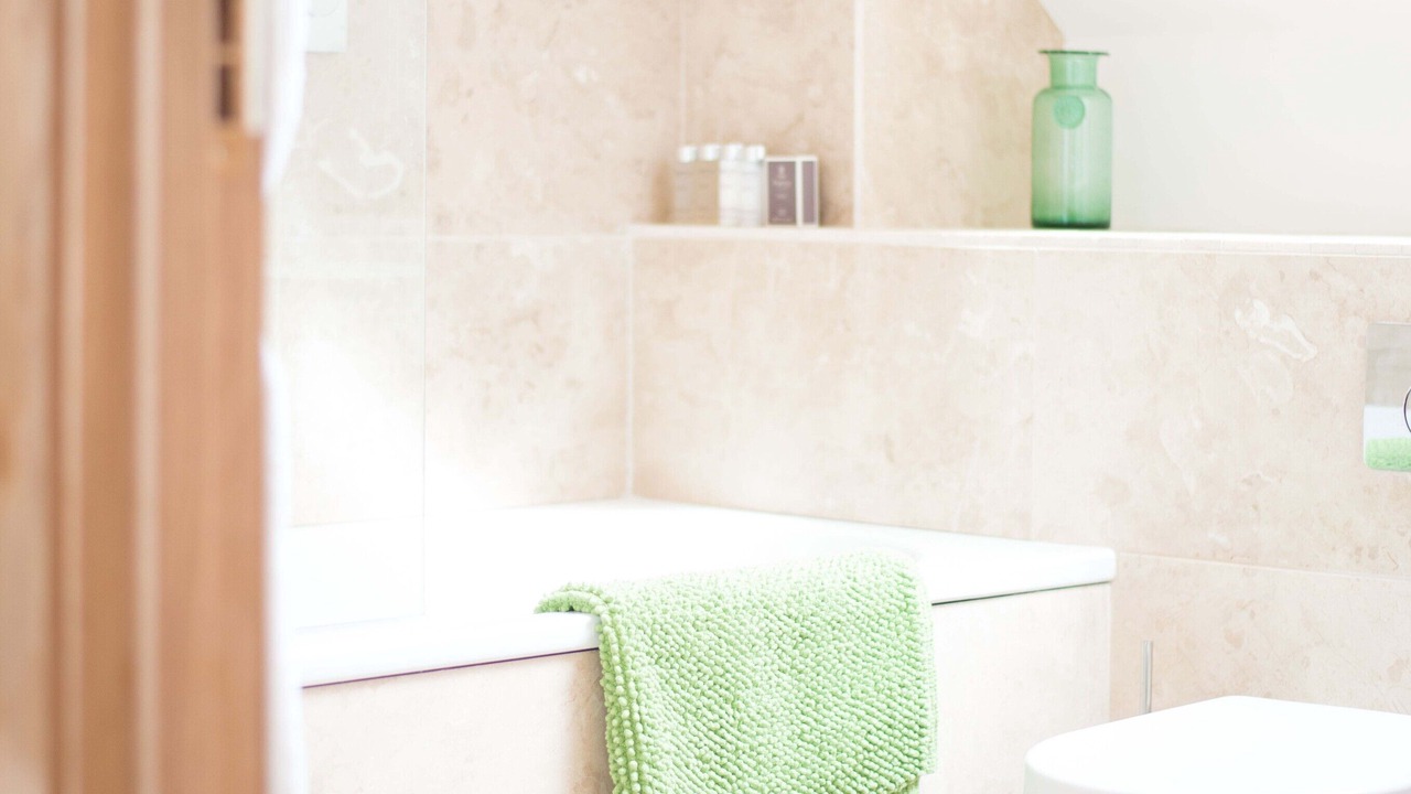 Photo of Bathroom in Long Itchington