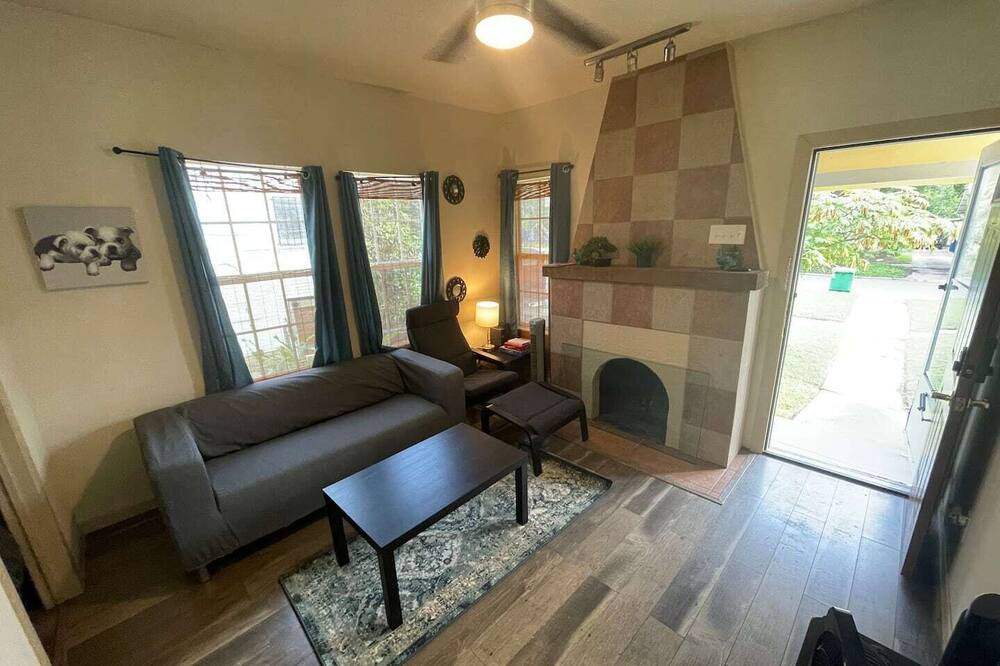 Photo of Livingroom in Alta Vista