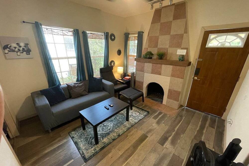 Photo of Livingroom in Alta Vista