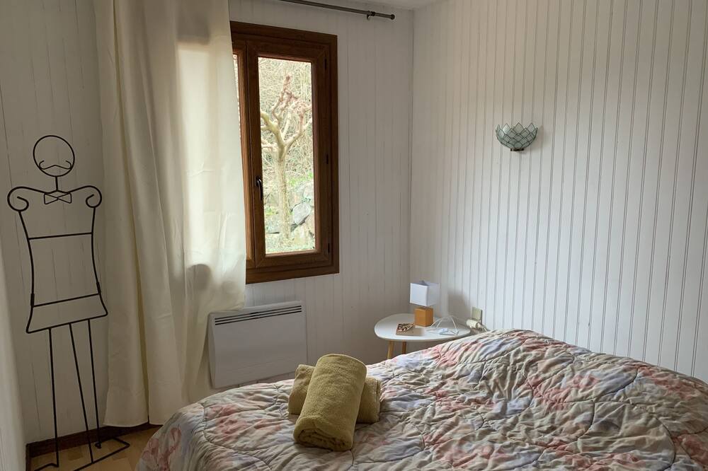 Photo of Bedroom in Joncelets
