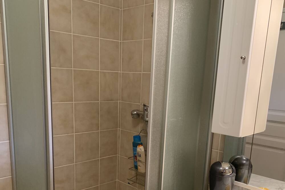 Photo of Bathroom in Joncelets