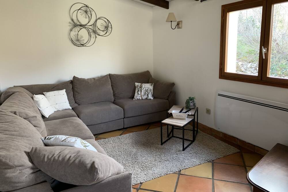 Photo of Livingroom in Joncelets