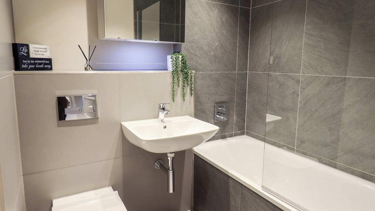 Photo of Bathroom in Backbarrow