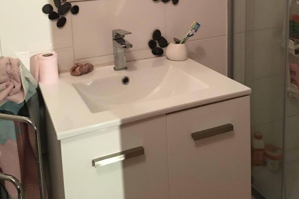 Photo of Bathroom in Bernis