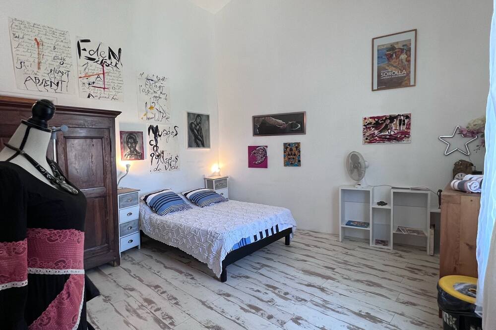 Photo of Bedroom in Bernis