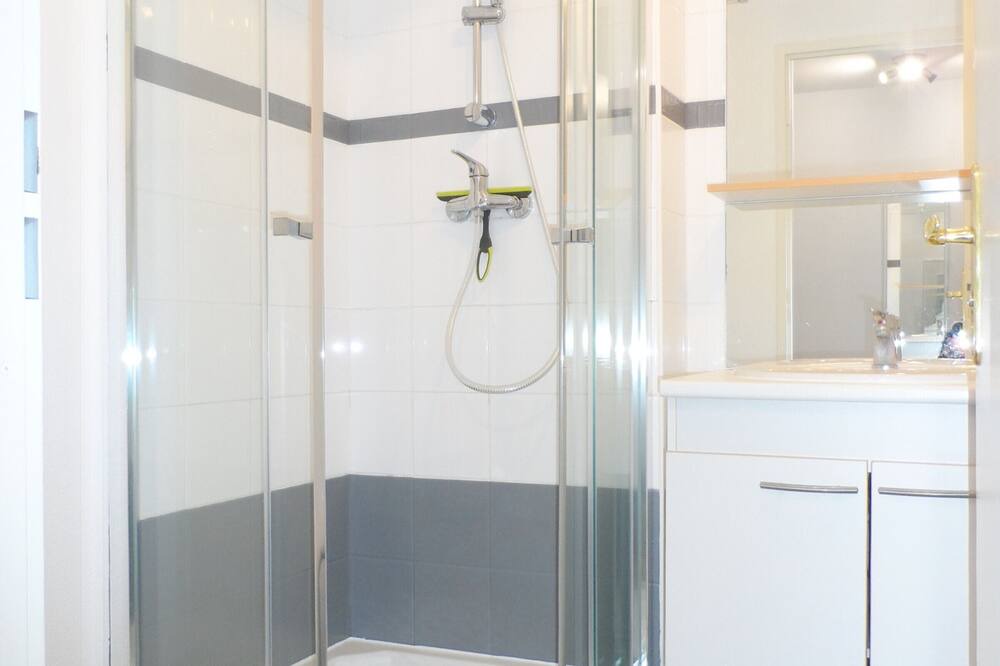Photo of Bathroom in Port Guillaume