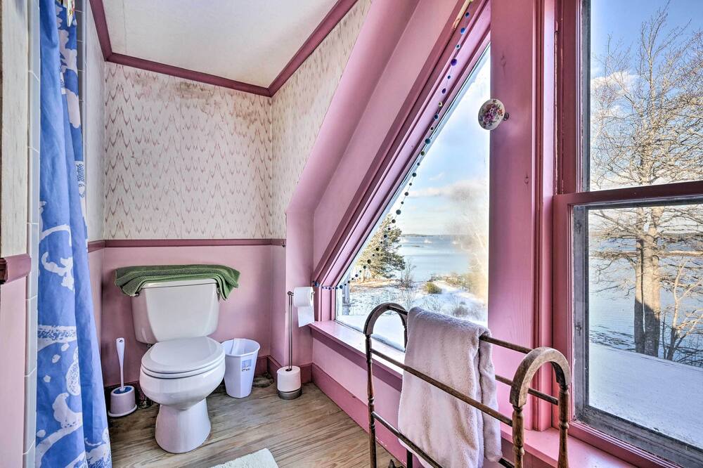 Photo of Bathroom in Milbridge