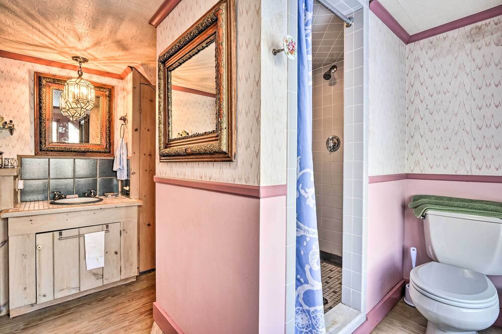 Photo of Bathroom in Milbridge