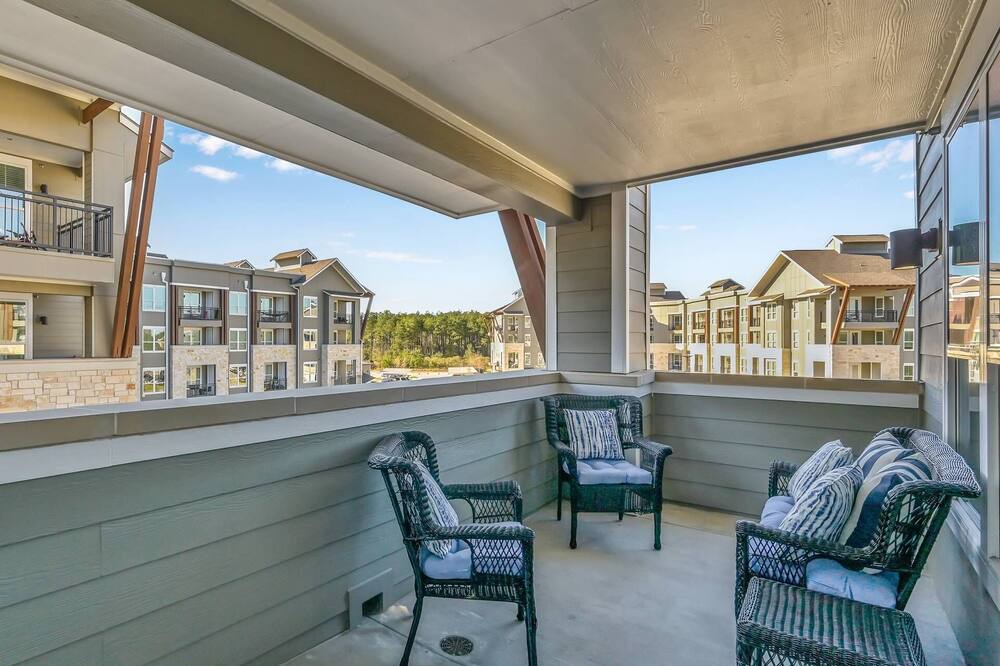 Photo of Patio Balcony in Spring