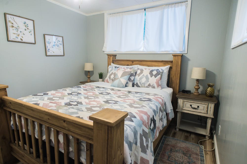 Photo of Bedroom in Arkadelphia