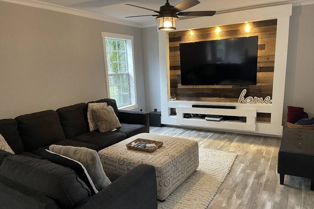 Photo of Others in Graham