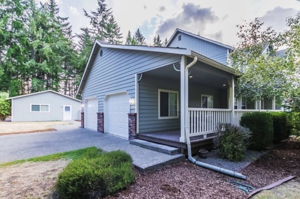 Photo of Others in Graham