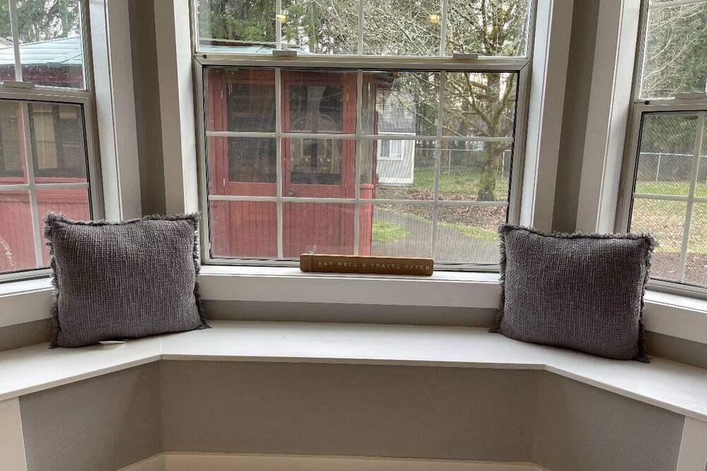 Photo of Others in Graham