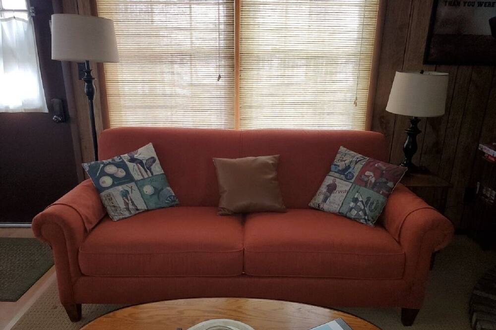 Photo of Livingroom in Gladwin