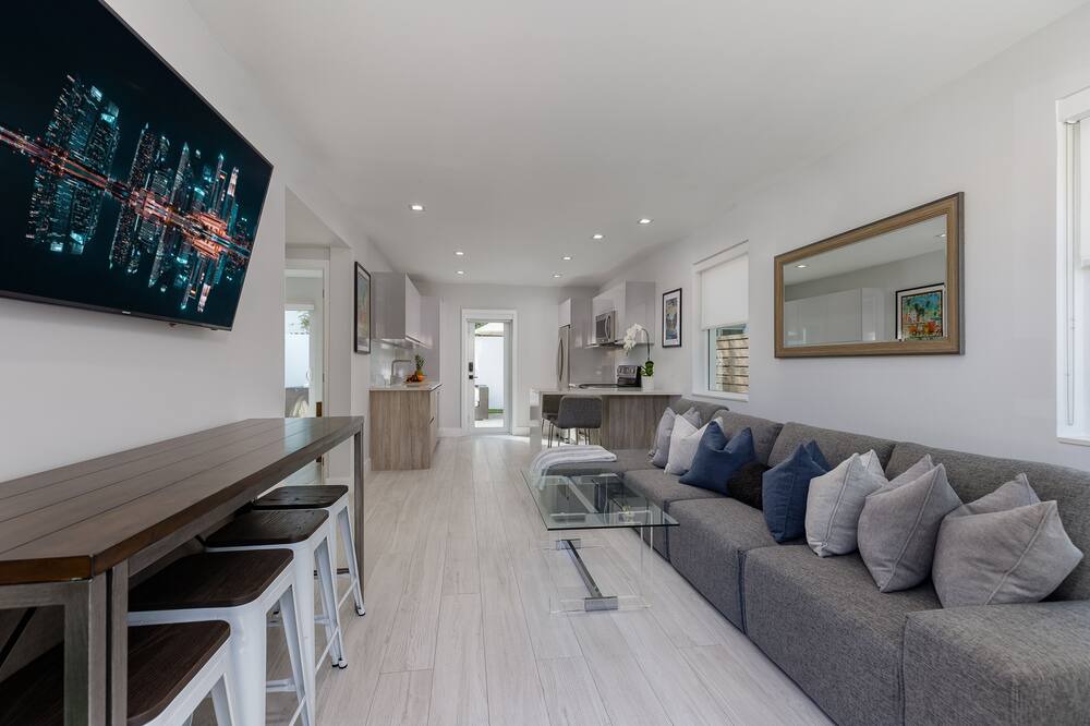 Photo of Livingroom in Colee Hammock