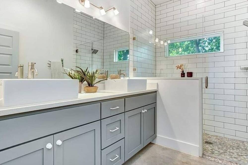 Photo of Kitchen in South Lamar