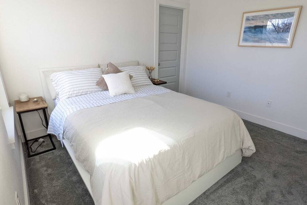 Photo of Bedroom in South Lamar
