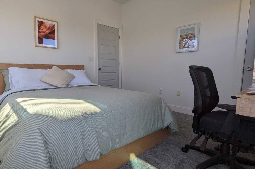 Photo of Bedroom in South Lamar