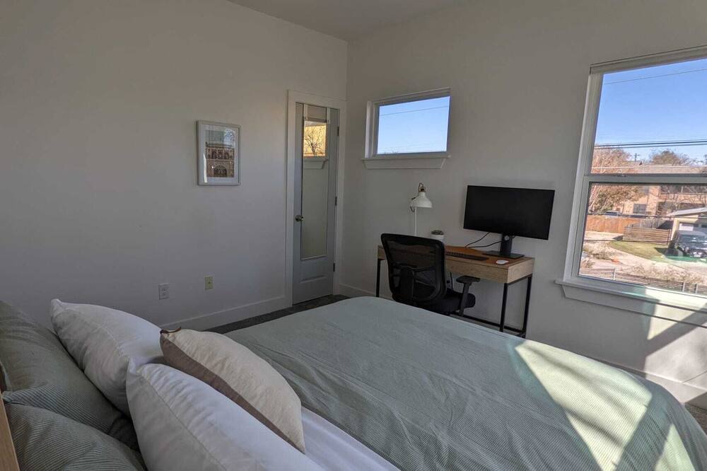 Photo of Bedroom in South Lamar