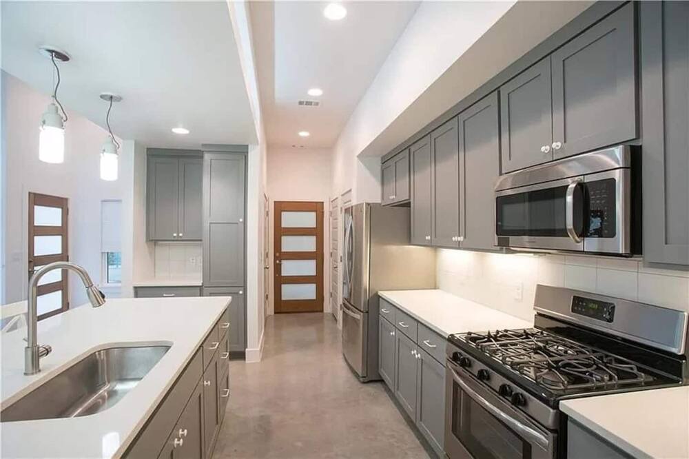 Photo of Kitchen in South Lamar