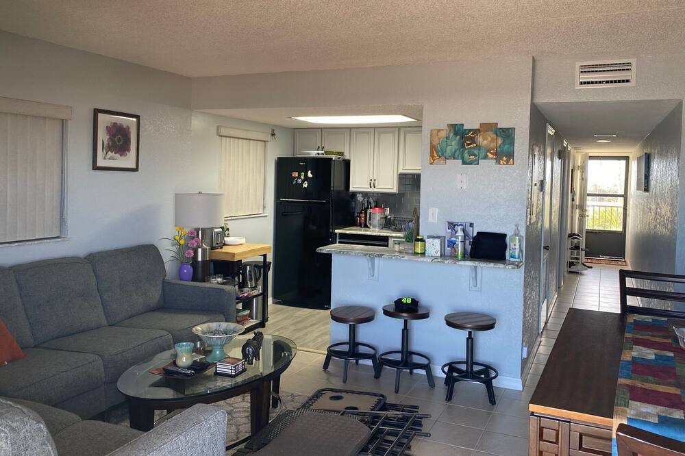 Photo of Livingroom in Ormond-by-the-Sea