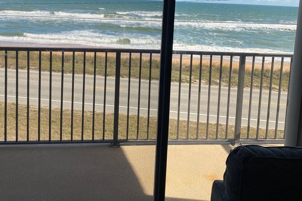 Photo of Patio Balcony in Ormond-by-the-Sea