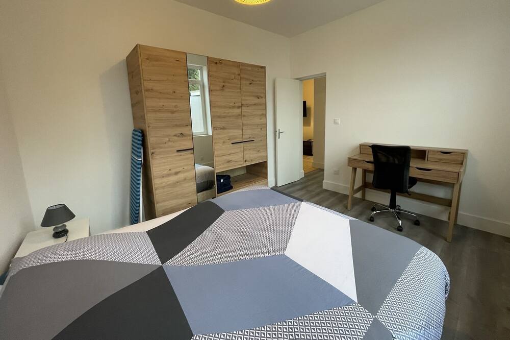 Photo of Bedroom in Valenciennes