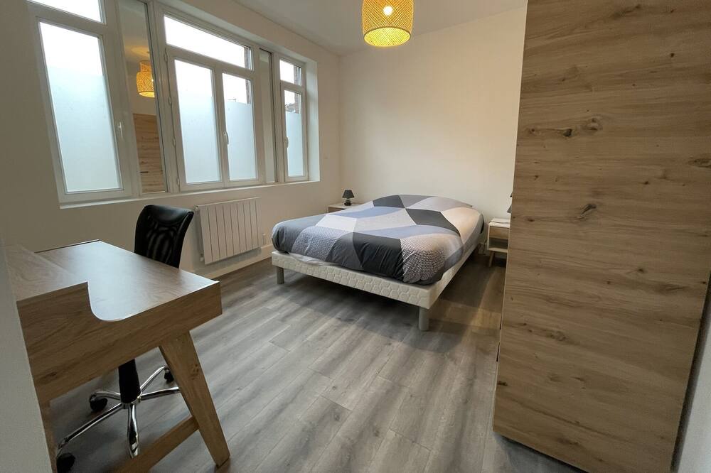 Photo of Bedroom in Valenciennes