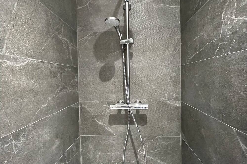 Photo of Bathroom in Valenciennes