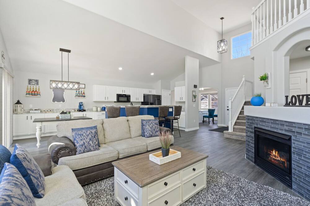 Photo of Bedroom in Evans