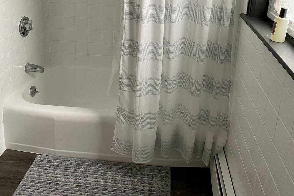 Photo of Bedroom in Nonantum