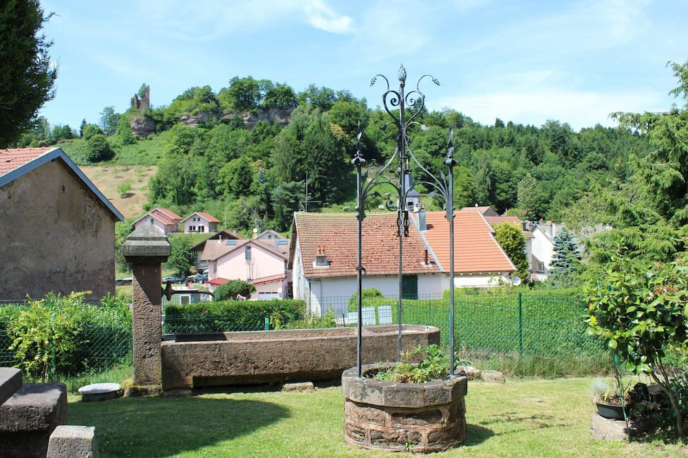 Photo of Outdoor in Pierre-Percee