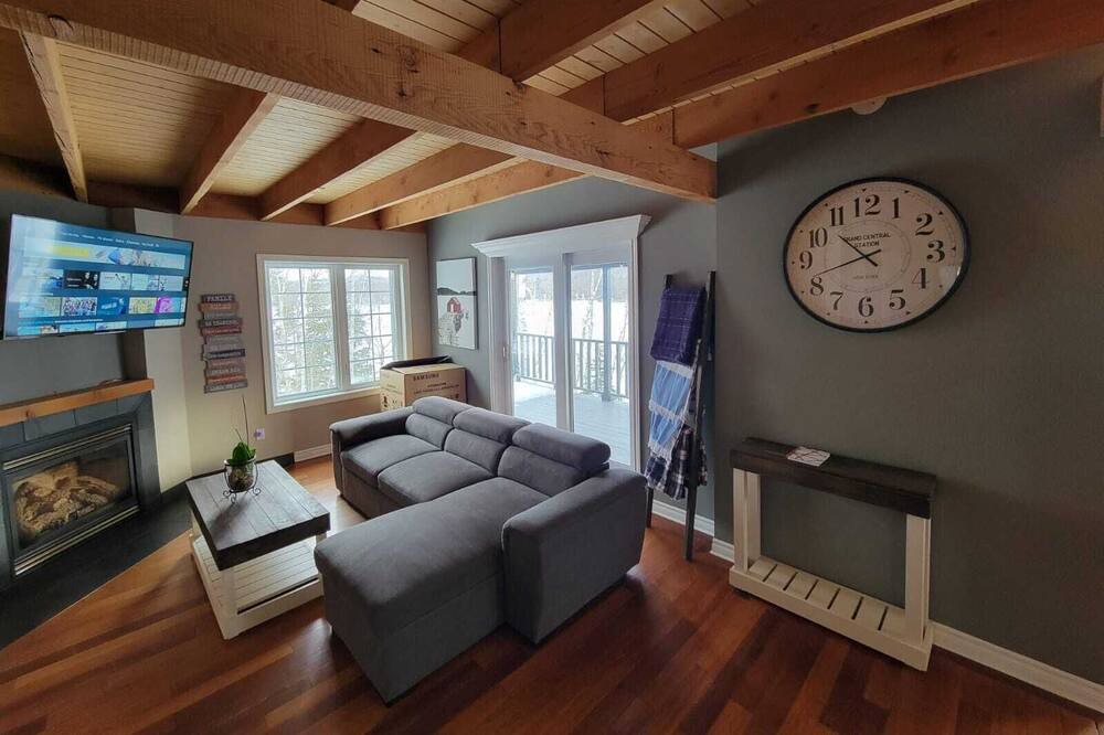 Photo of Livingroom in Chute-Saint-Philippe