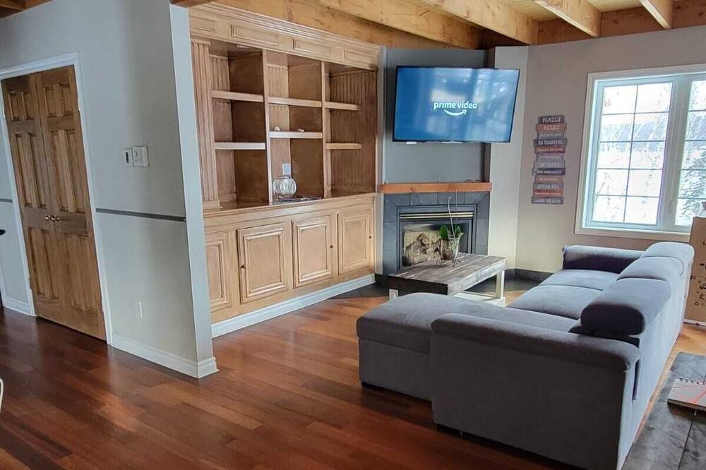 Photo of Livingroom in Chute-Saint-Philippe