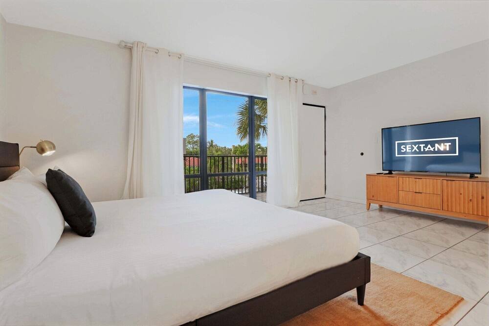 Photo of Bedroom in Barrier Island