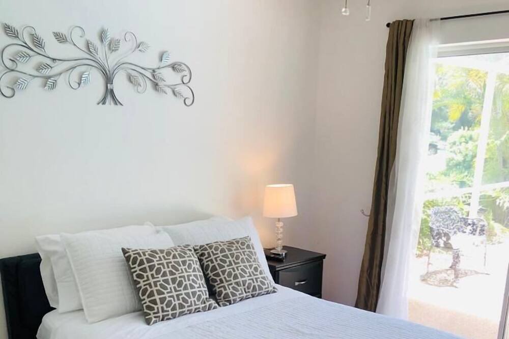 Photo of Bedroom in Joel