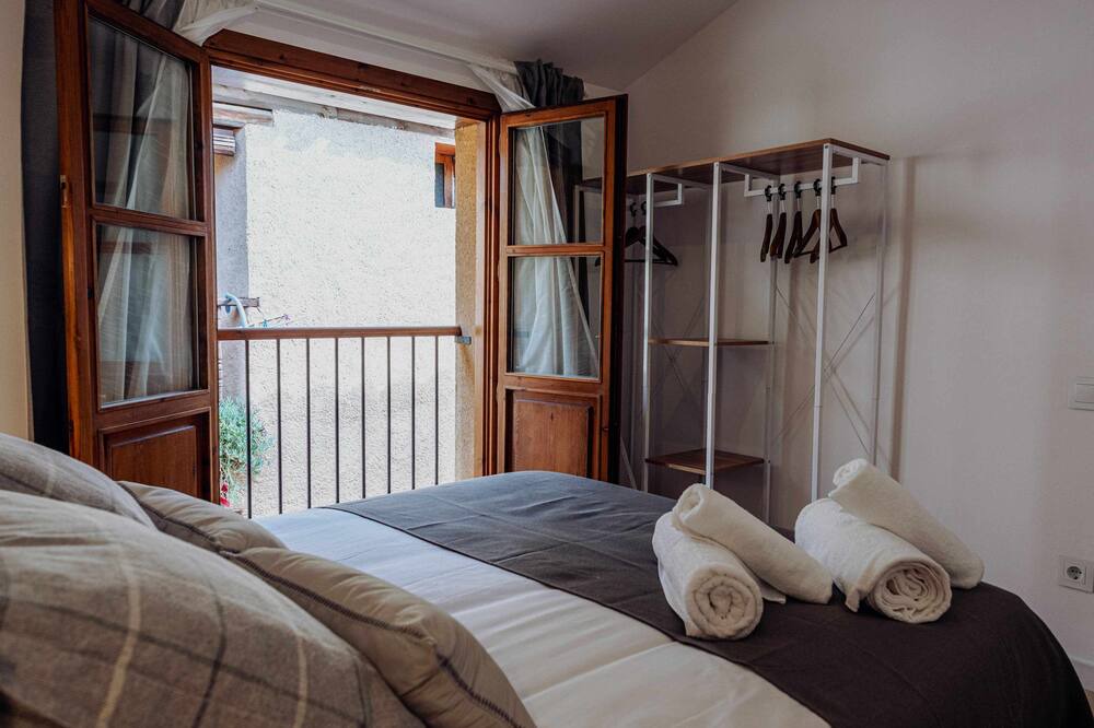 Photo of Bedroom in Alquezar