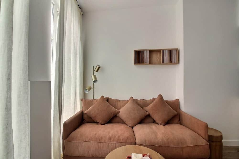 Photo of Livingroom in Arsenal