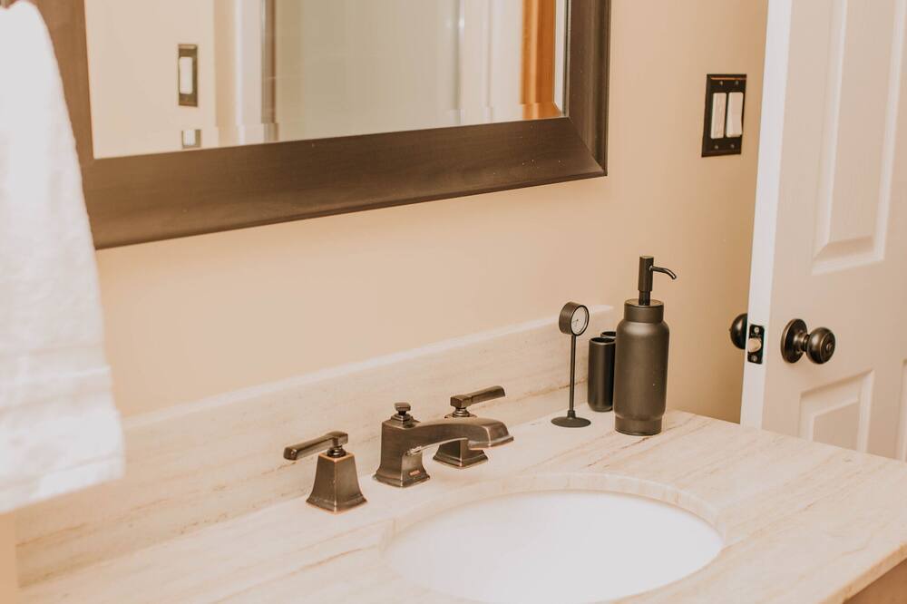 Photo of Bathroom in Georgian Bluffs